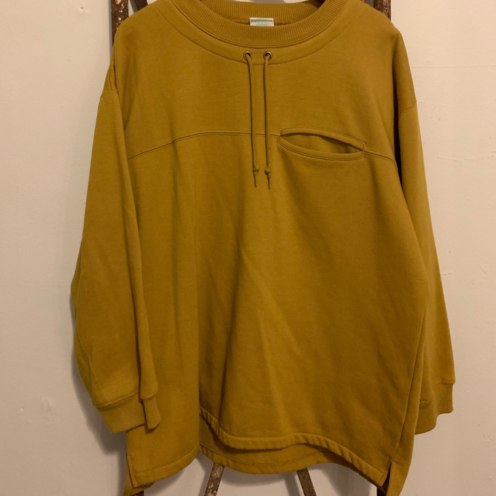 Mustard yellow crew neck vintage sweater